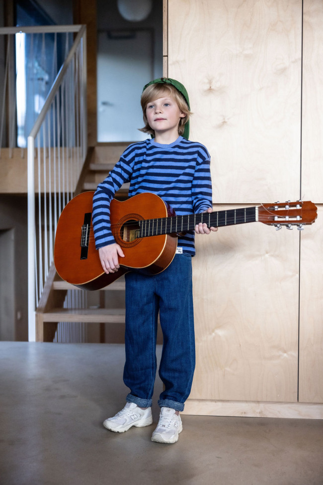 Jeans stone wash blue