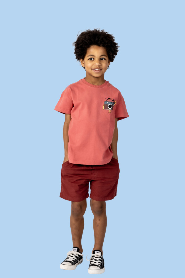 T-shirt kodak red