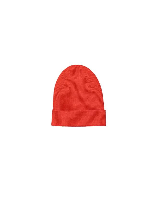 Hat red
