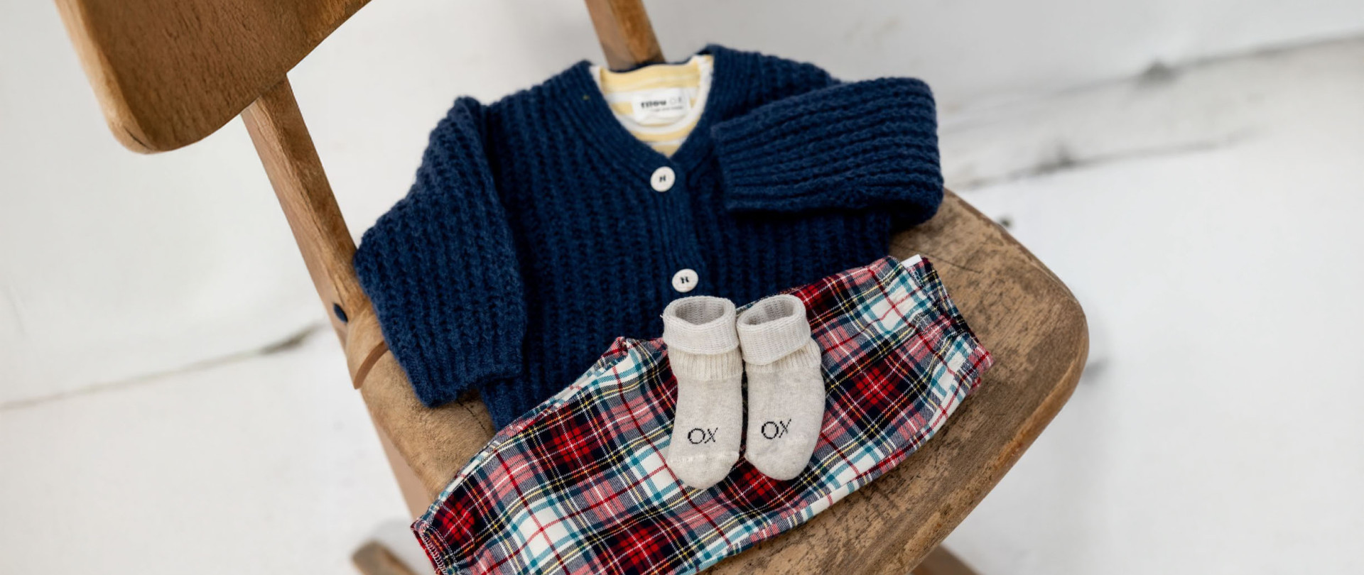 Filou Hugs and Kisses