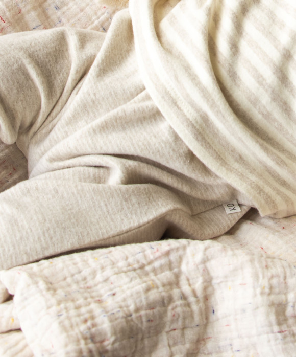 Pantalon fines rayures beige