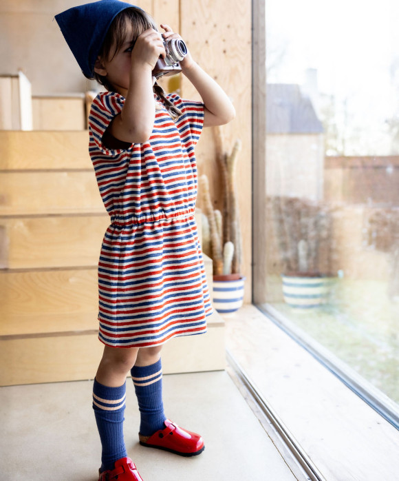 Robe rayée rouge bleu