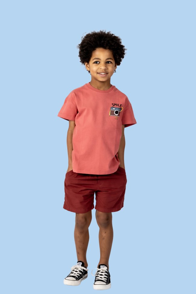 Short rouge foncé