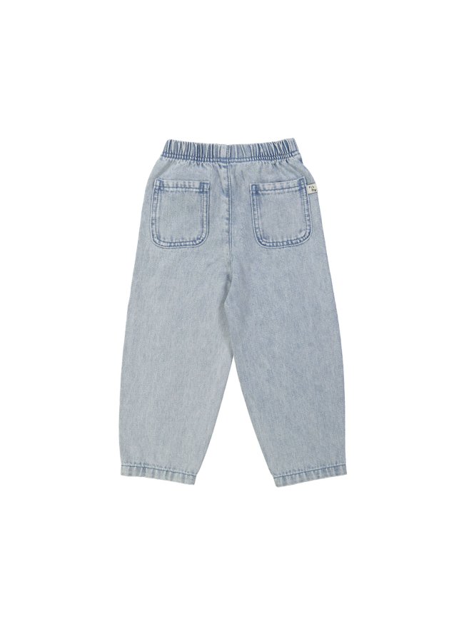 Jeans balloon snow bleach