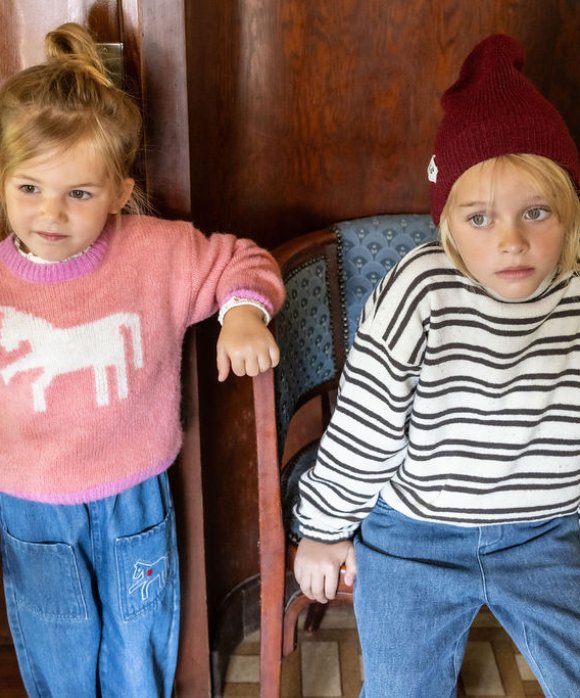 Sweater rayé brun foncé