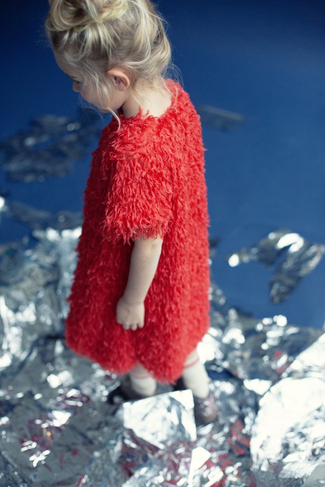 Robe plume rouge