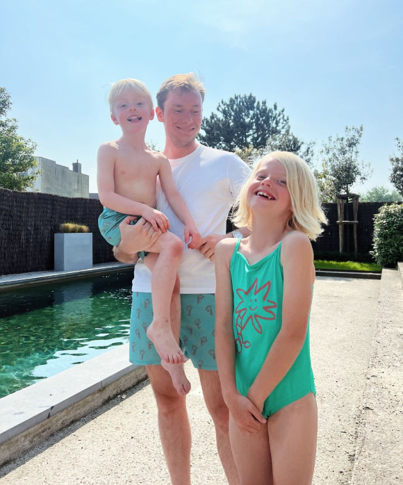 short de bain palmiers heureux vert