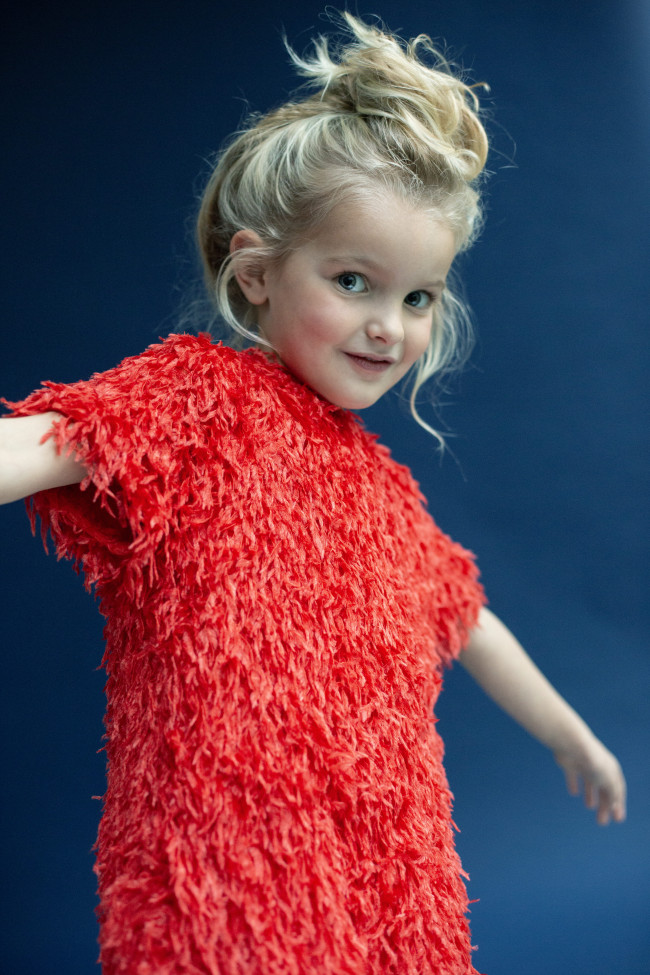 Robe plume rouge