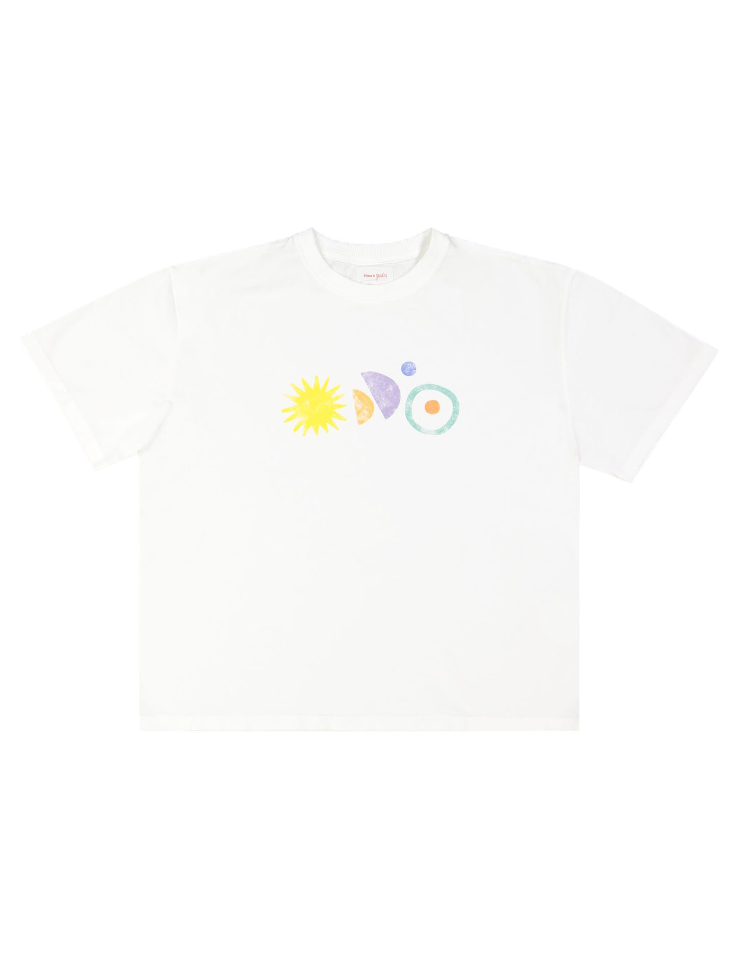 t-shirt abstract white