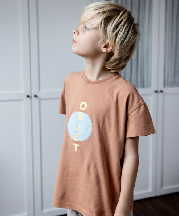T-shirt objet lichtbruin 
