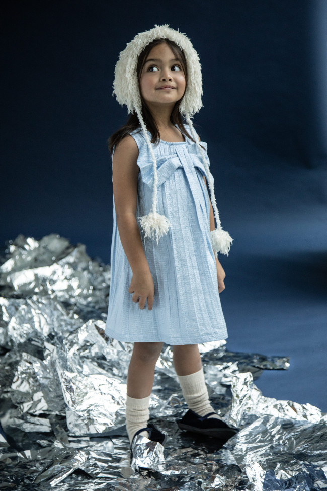 Jurk metallic lichtblauw 12m